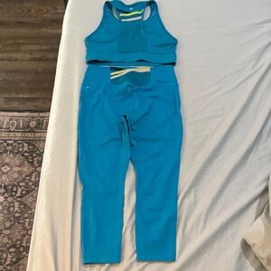 Fabletics Blue Capri Legging Activewear Set